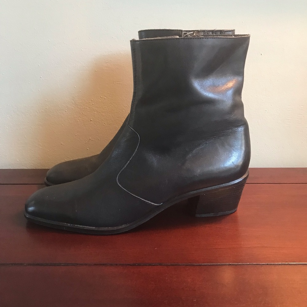 Booties - Picture 4 of 7